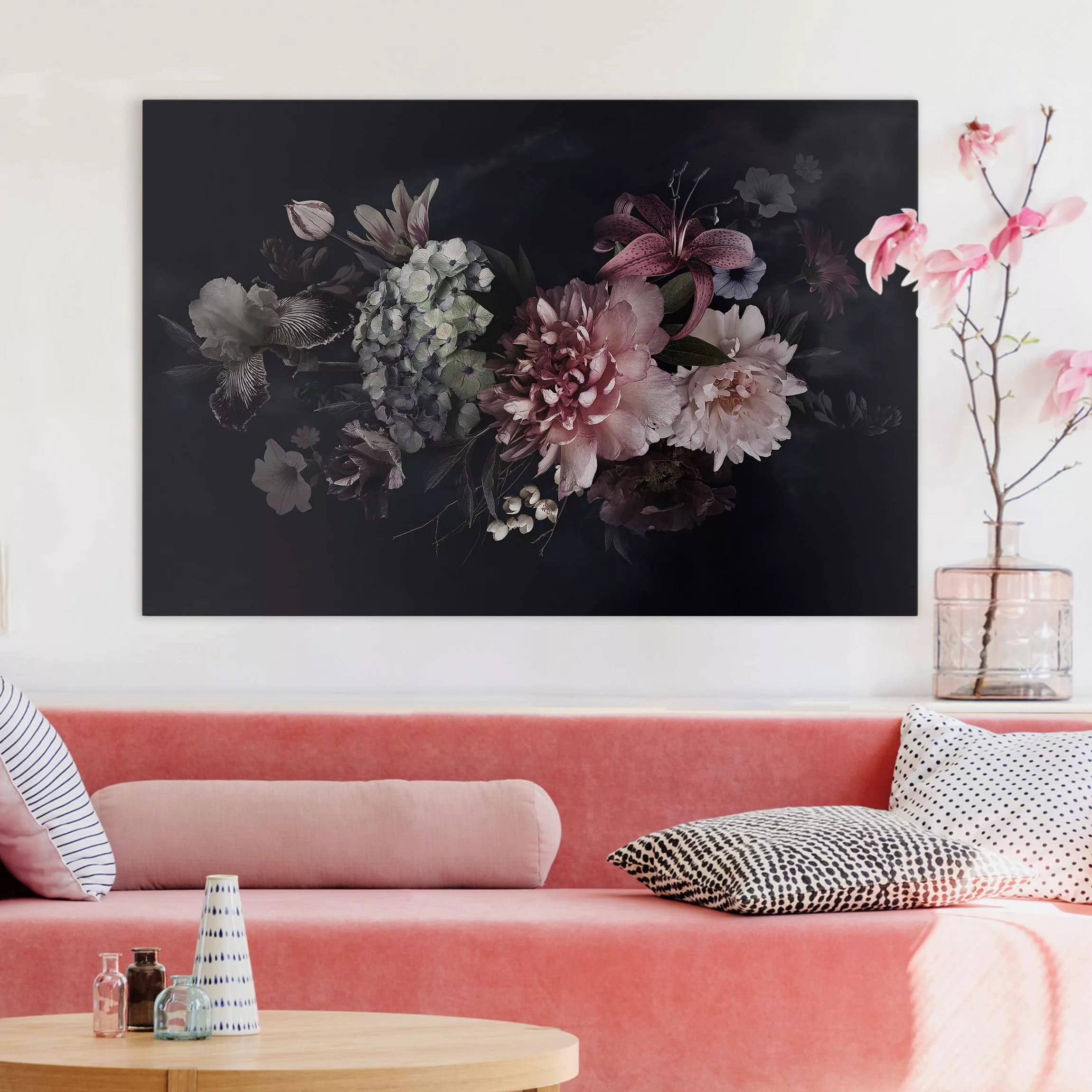 Leinwandbild Blumen - Querformat Blumen mit Nebel auf Schwarz günstig online kaufen