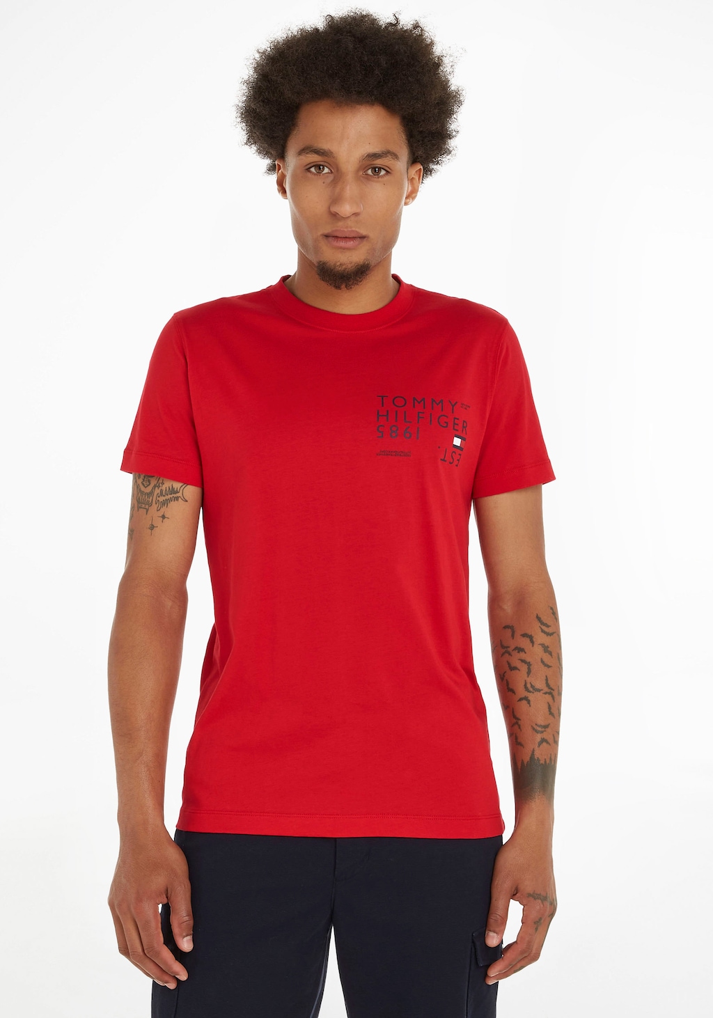 Tommy Hilfiger Rundhalsshirt BRAND LOVE BACK TEE mit großem TH-Aufdruck auf günstig online kaufen