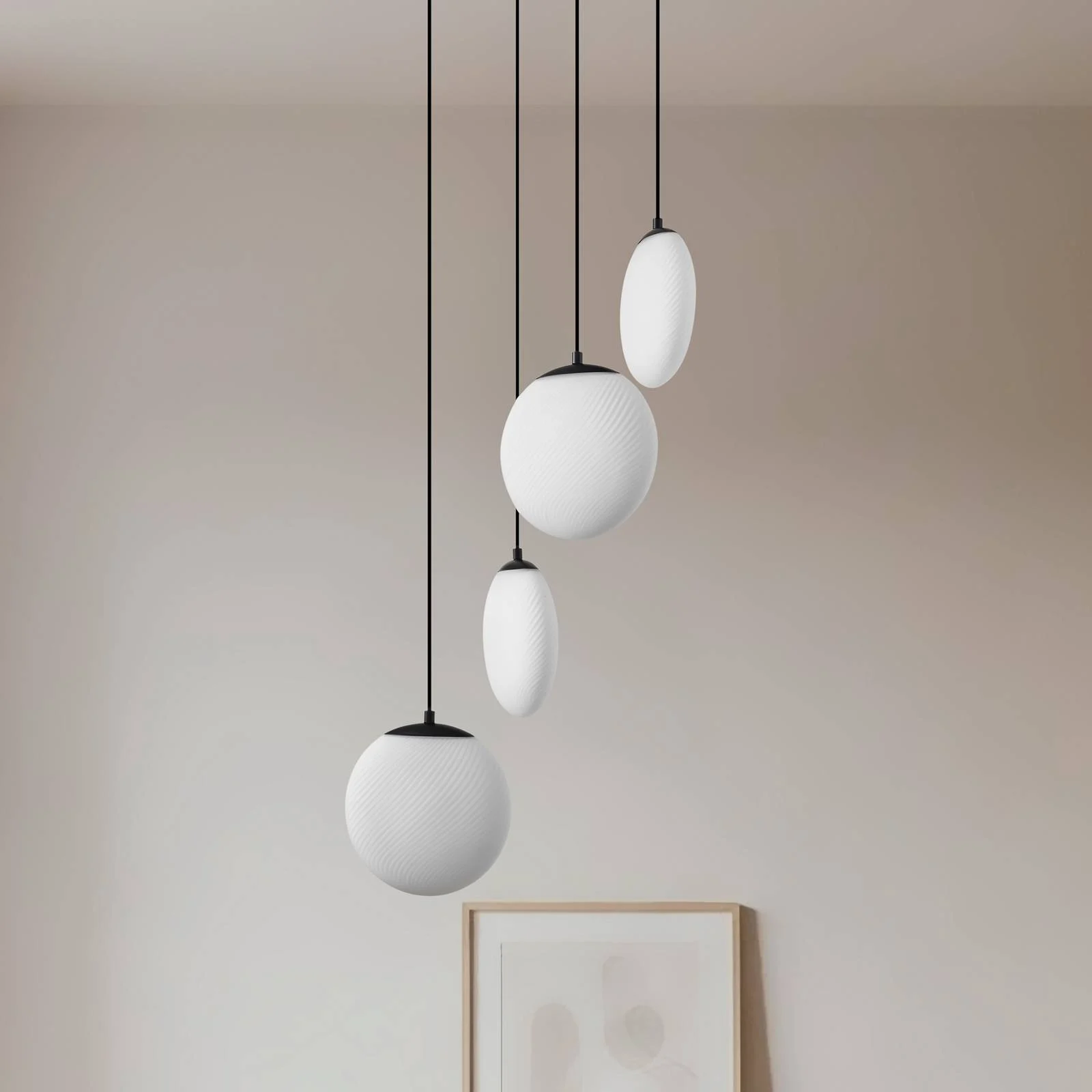 Lucande Hängeleuchte Lunelle, schwarz, Glas, 4-flg., Ø 40cm günstig online kaufen