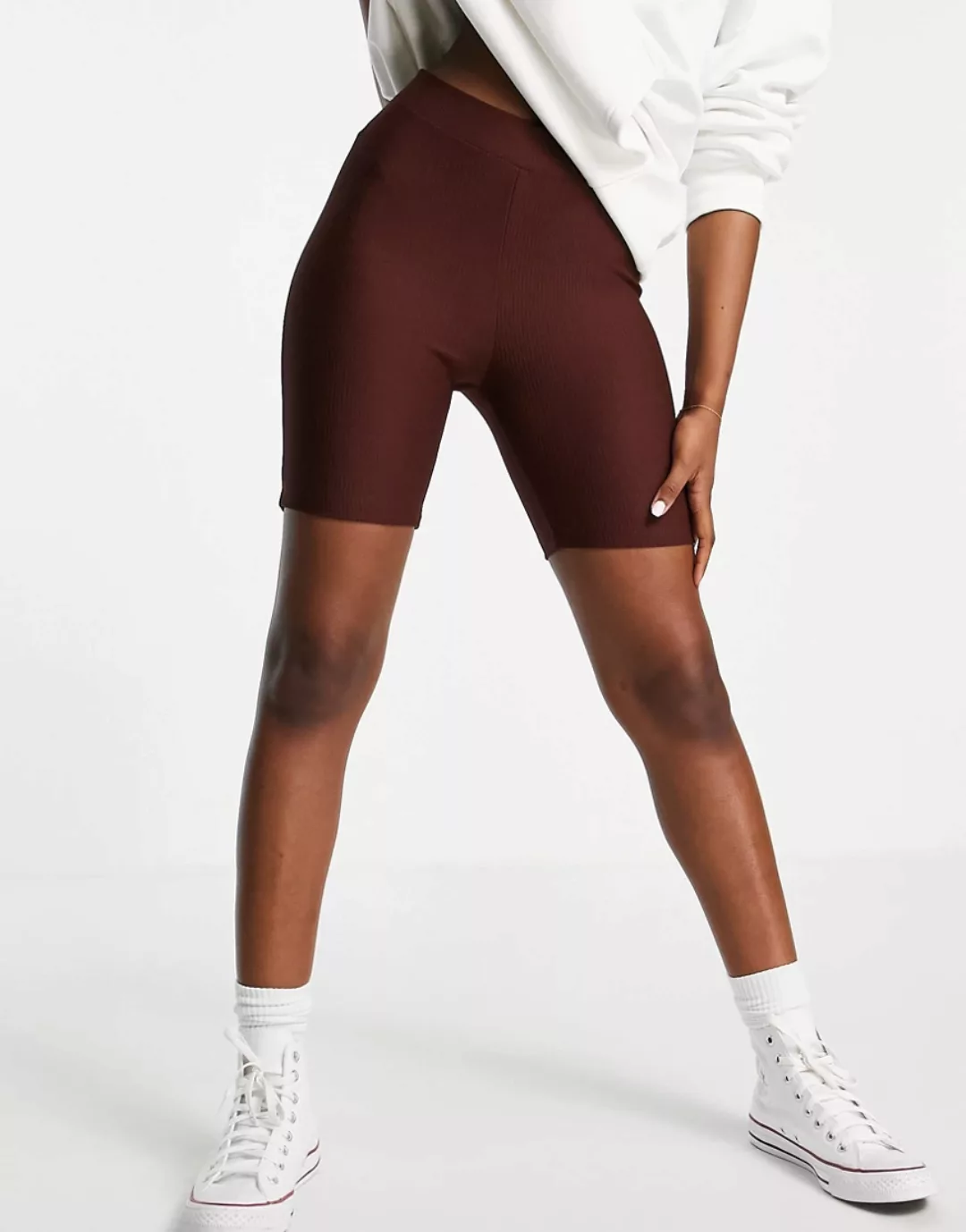 New Look – Gerippte Leggings-Shorts in Nerzbraun günstig online kaufen