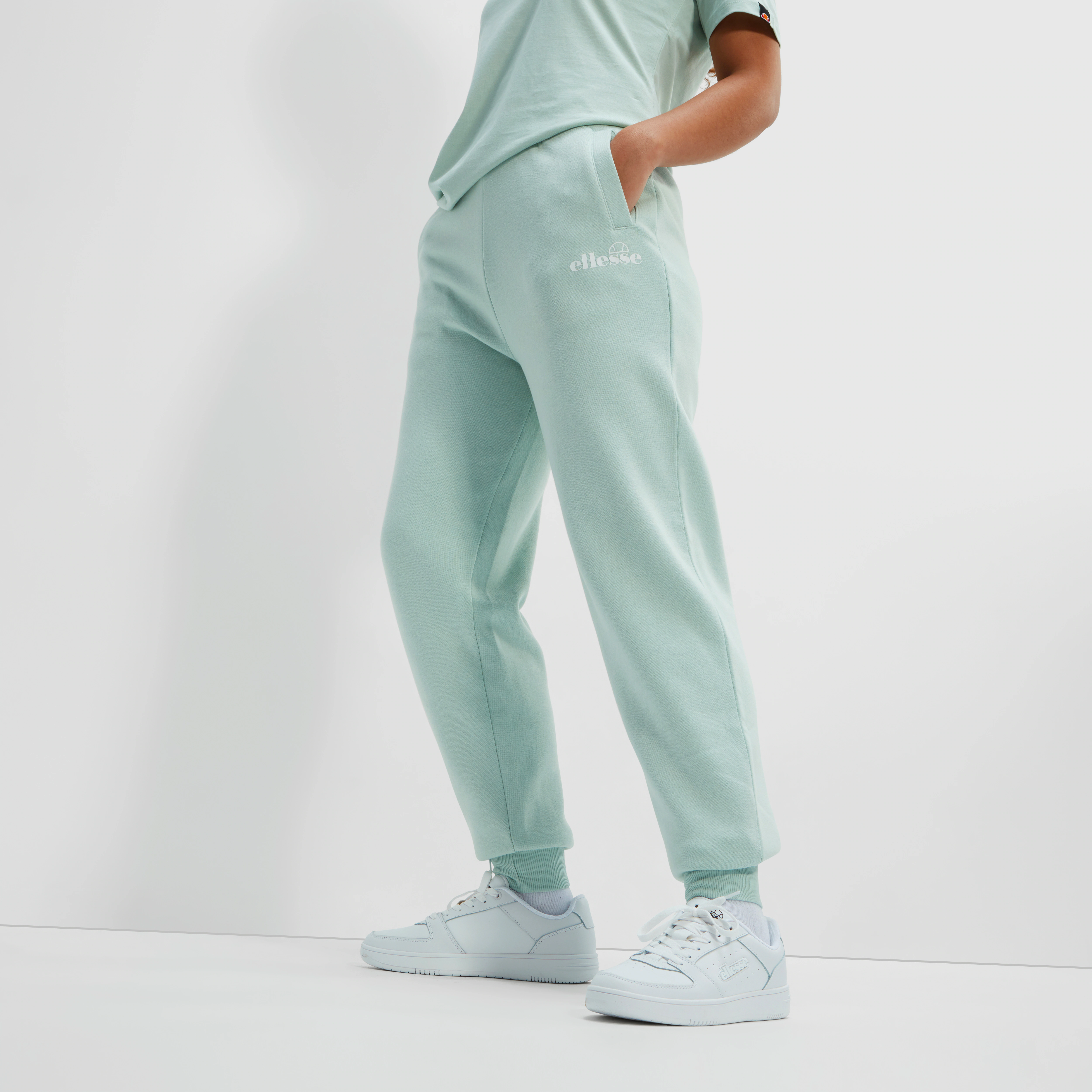 Ellesse Jogginghose "D JOGGINGHOSE" günstig online kaufen