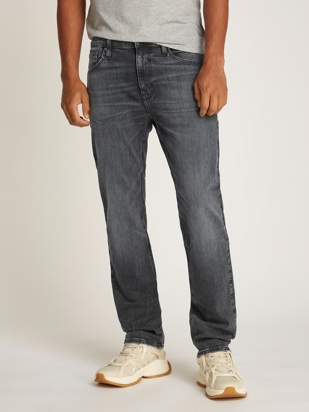 Tommy Jeans Slim-fit-Jeans "Ryan Regular Slim Straight", Slim‑Straight‑Jean günstig online kaufen