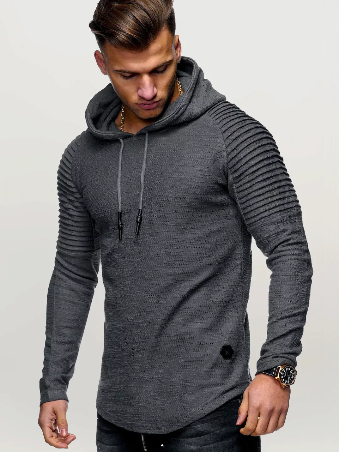 behype Kapuzensweatshirt B-LEON mit cooler Biker-Steppung günstig online kaufen