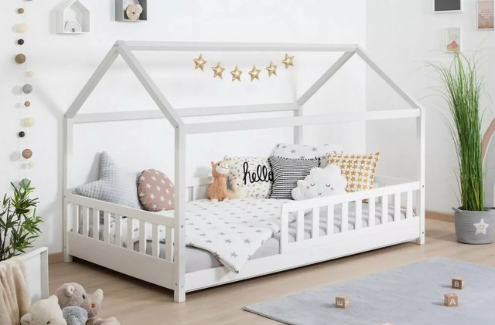 Ticaa Hausbett Kay mit Rausfallschutz aus Kiefer massiv, Kinderbett 120x200 günstig online kaufen