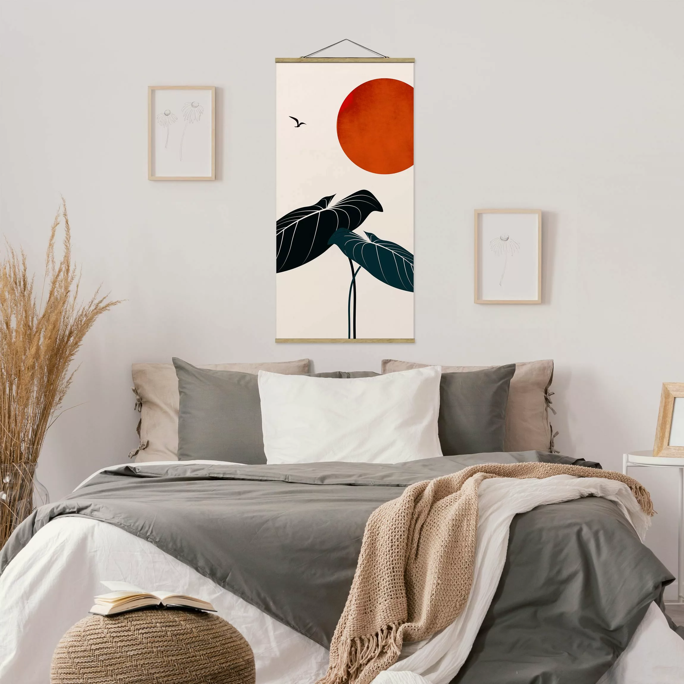 Stoffbild mit Posterleisten Nachttraum - Pflanze und rote Sonne günstig online kaufen