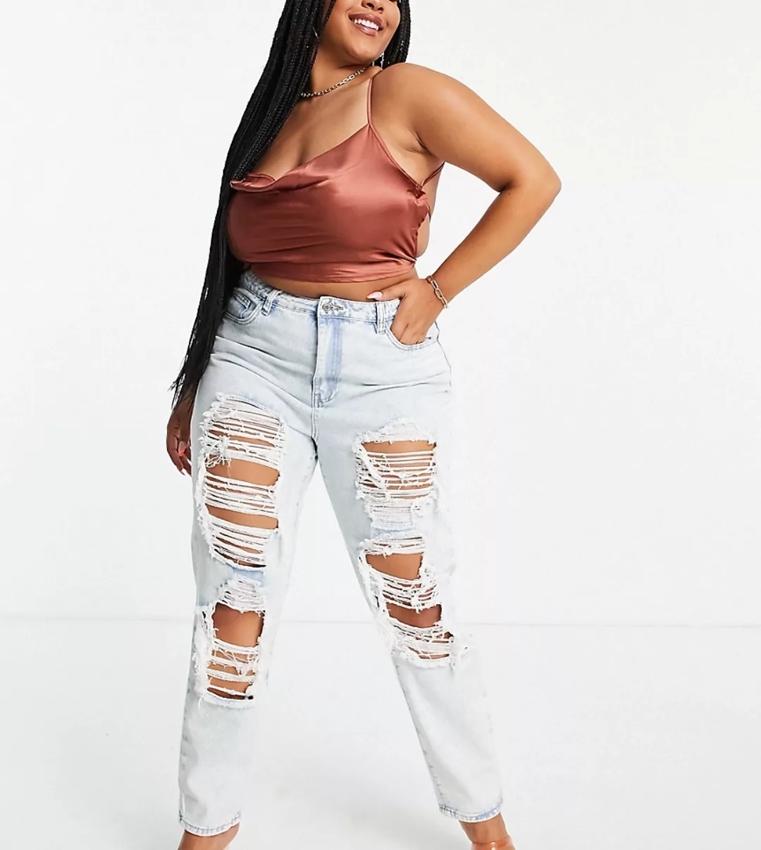 Missguided Plus – Mom-Jeans in hellblauer Distressed-Optik günstig online kaufen