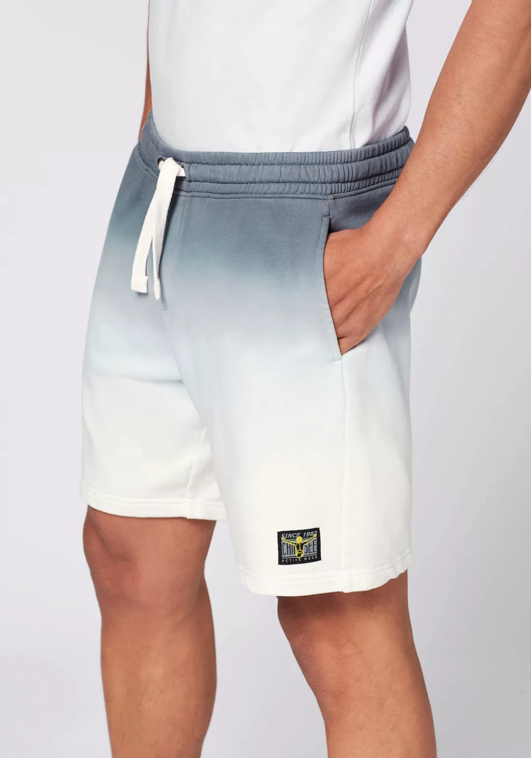 Chiemsee Shorts Bermuda-Shorts mit coolem Farbeffekt 1 günstig online kaufen