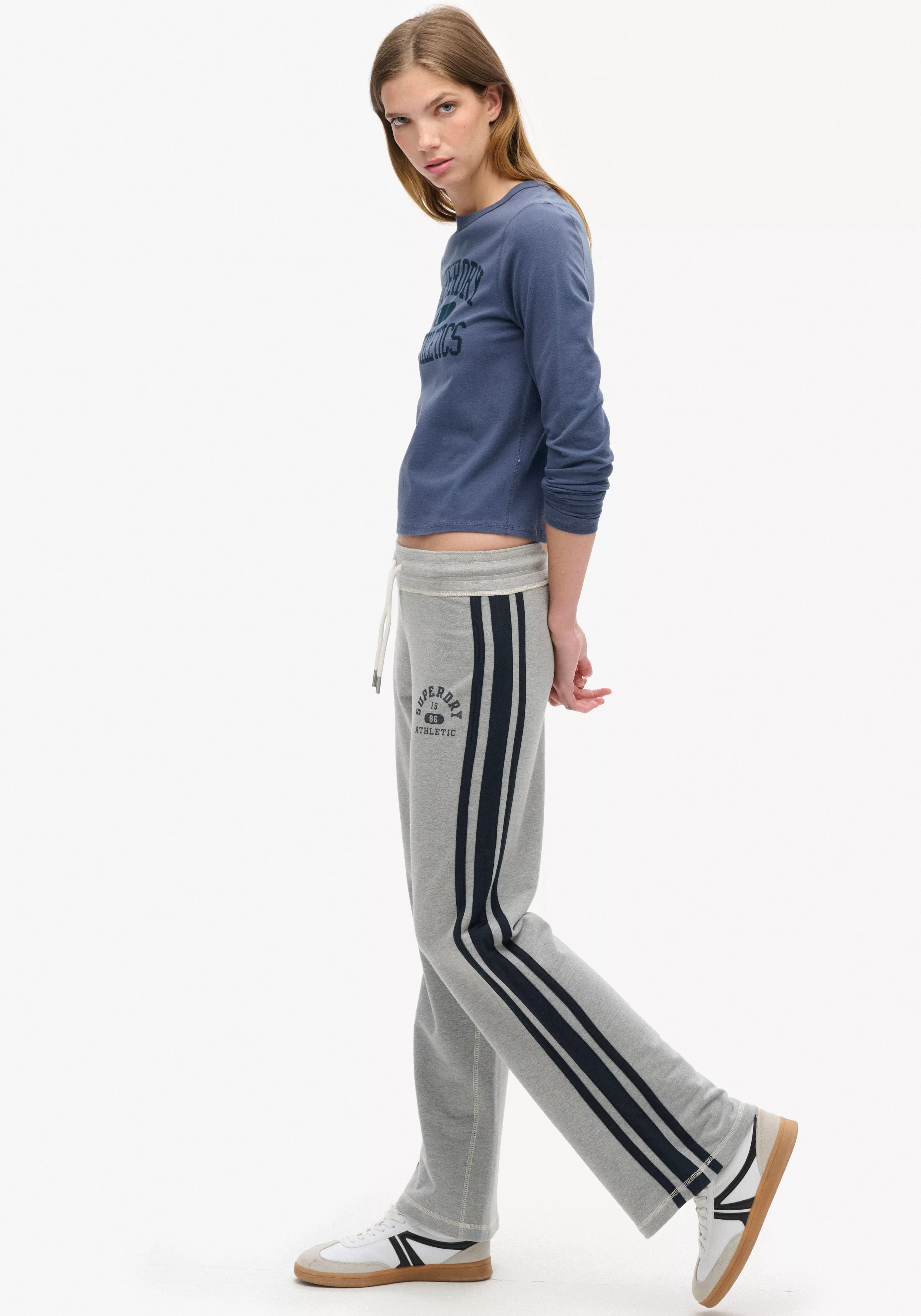 Superdry Sweathose "ATHLETIC STRIPE FLARE JOGGER", Jogginghose mit Streifen günstig online kaufen