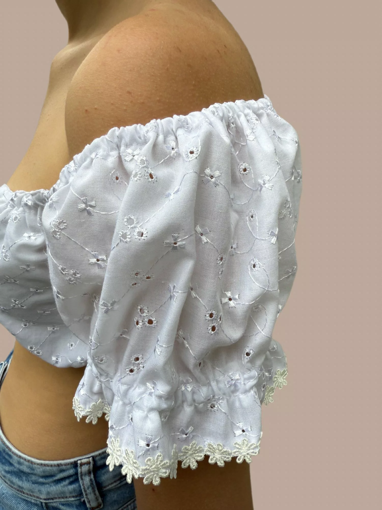 Ramona Lippert Dirndlbluse Laura weiß Carmenstyle günstig online kaufen