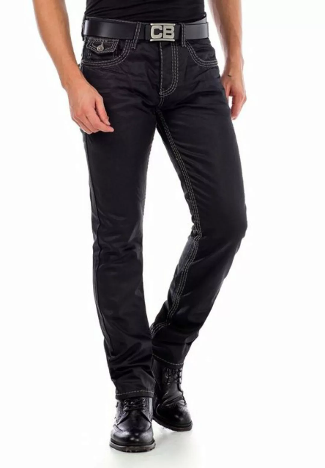 Cipo & Baxx Bequeme Jeans, im glänzenden Matt-Look in Straight Fit günstig online kaufen