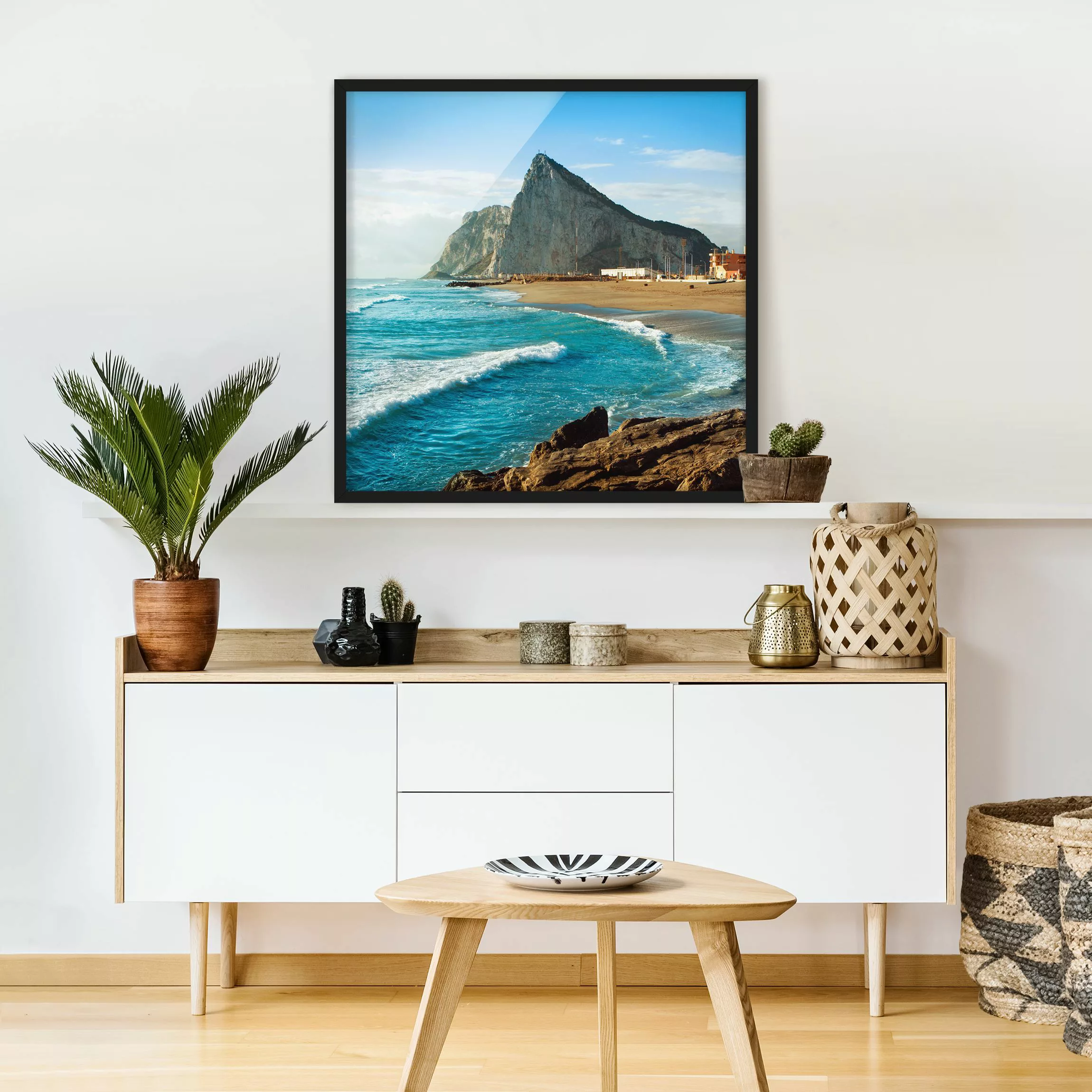 Bild mit Rahmen Strand - Quadrat Gibraltar am Meer günstig online kaufen