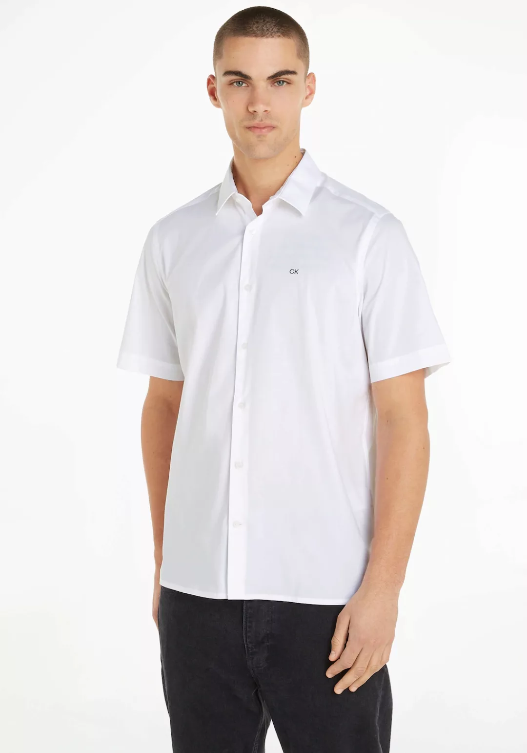 Calvin Klein Kurzarmhemd, mit Calvin Klein Logo auf der Brust günstig online kaufen