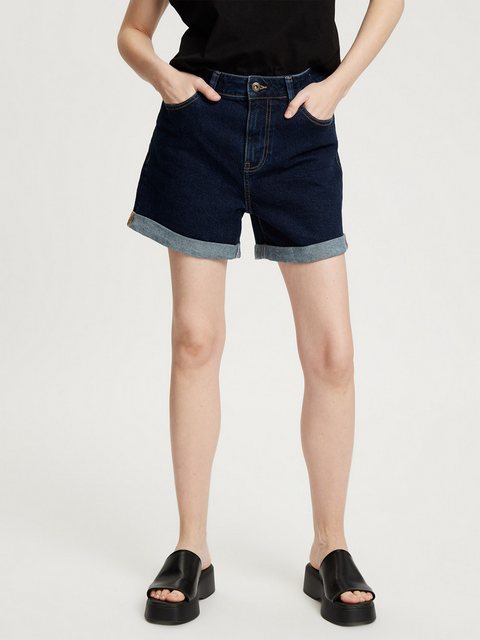 CROSS JEANS® Jeansshorts Alina günstig online kaufen