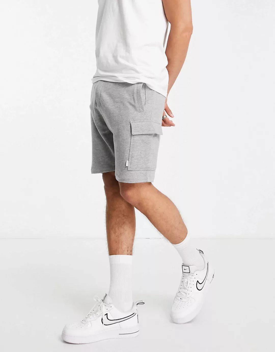 Jack & Jones Intelligence – Cargo-Shorts aus Jersey in Grau mit einer Tasch günstig online kaufen