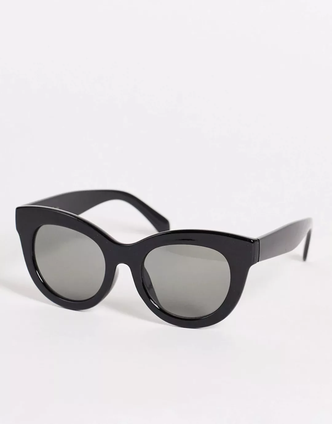 & Other Stories – Oversize-Cat-Eye-Sonnenbrille in Schwarz günstig online kaufen