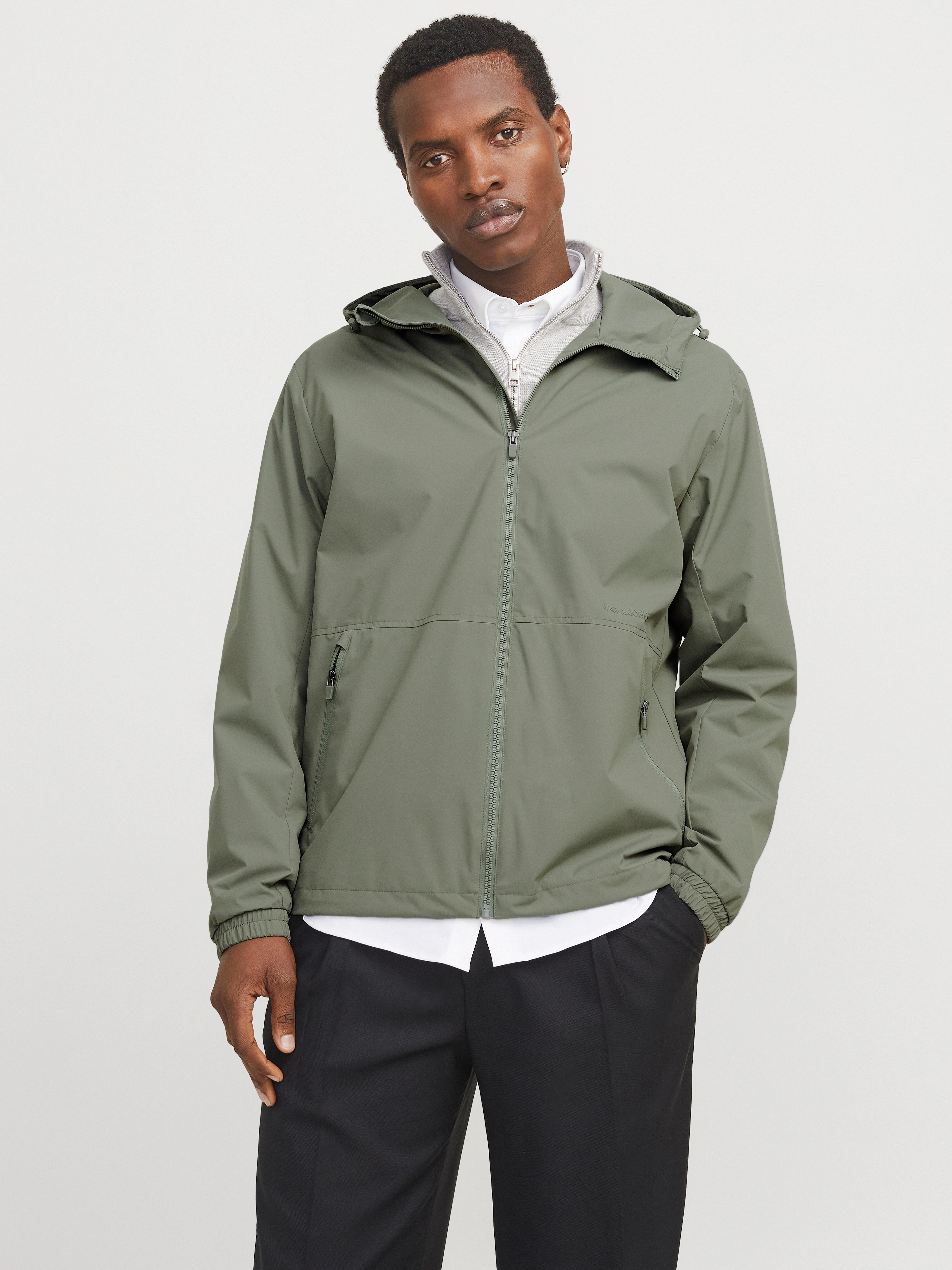 Jack & Jones Outdoorjacke "JJEURBAN Jacke mit Kapuze, elastischem Bund und günstig online kaufen