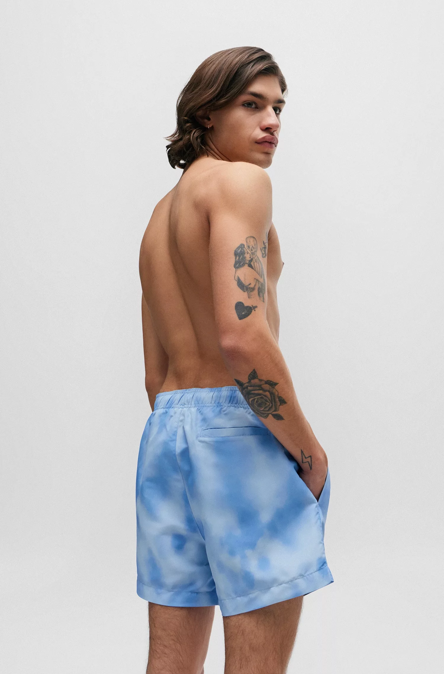 HUGO Underwear Badeshorts "WES", mit Batik-Print günstig online kaufen