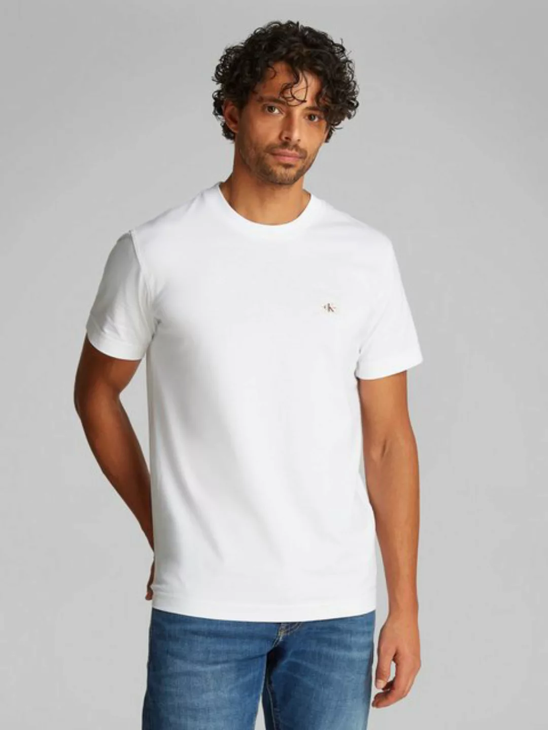 Calvin Klein Jeans Rundhalsshirt "WOVEN LABEL REGULAR TEE", Logostickerei günstig online kaufen