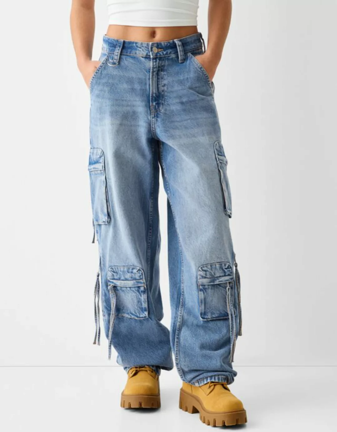 Bershka Baggy-Cargojeans Mit Riemen Damen 40 Ausgewaschenes Blau günstig online kaufen