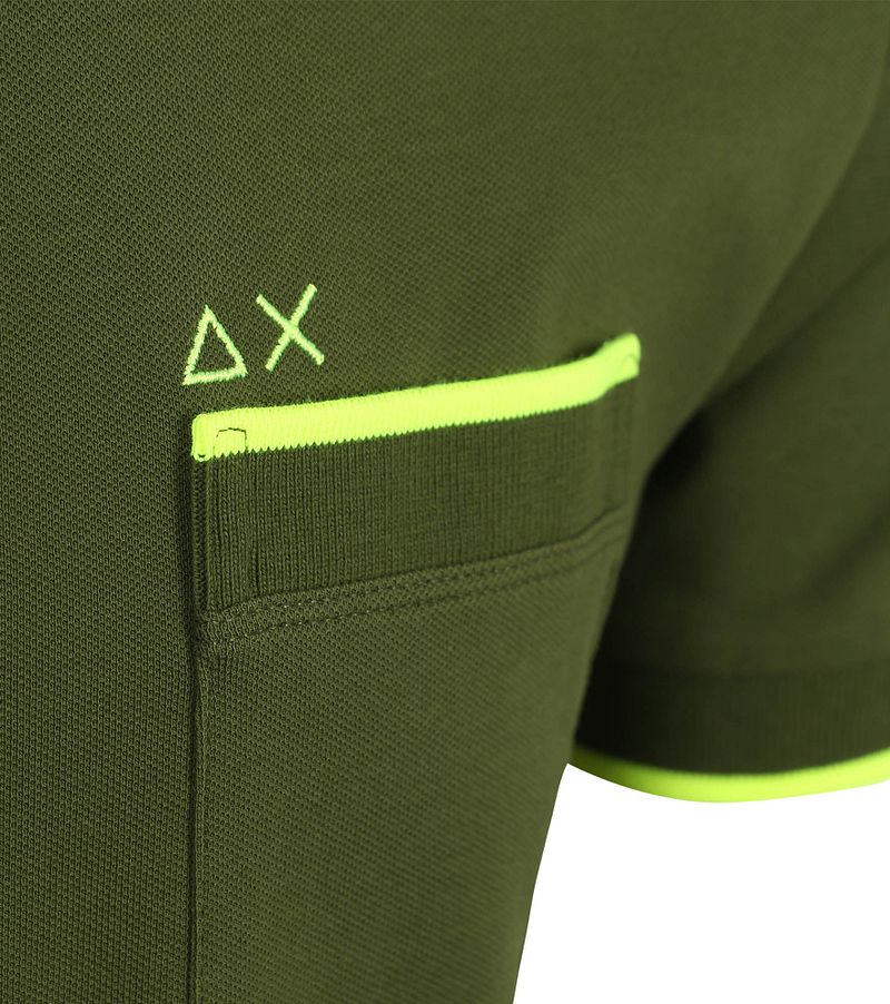Sun68 Piqué T-Shirt Fluo Stripe Army Grün - Größe XXL günstig online kaufen