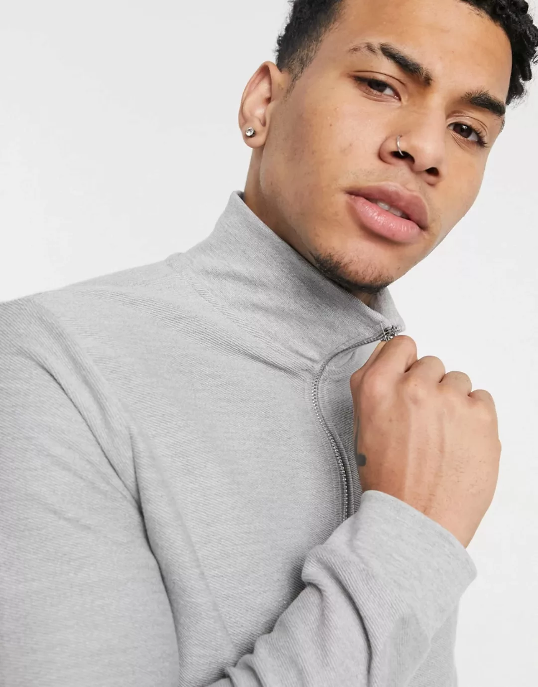 Topman – Sweatshirt aus Twill mit kurzem Reißverschluss in Grau günstig online kaufen