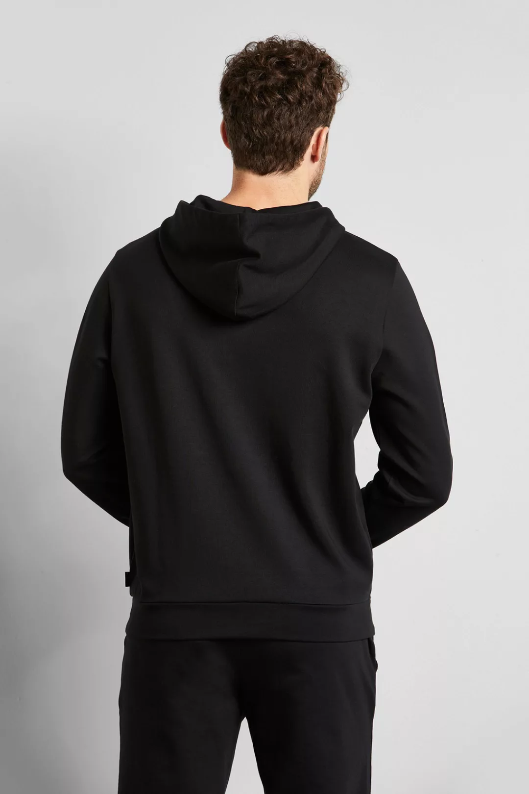 bugatti Hoodie, mit kleinem Logoprint in Gold günstig online kaufen