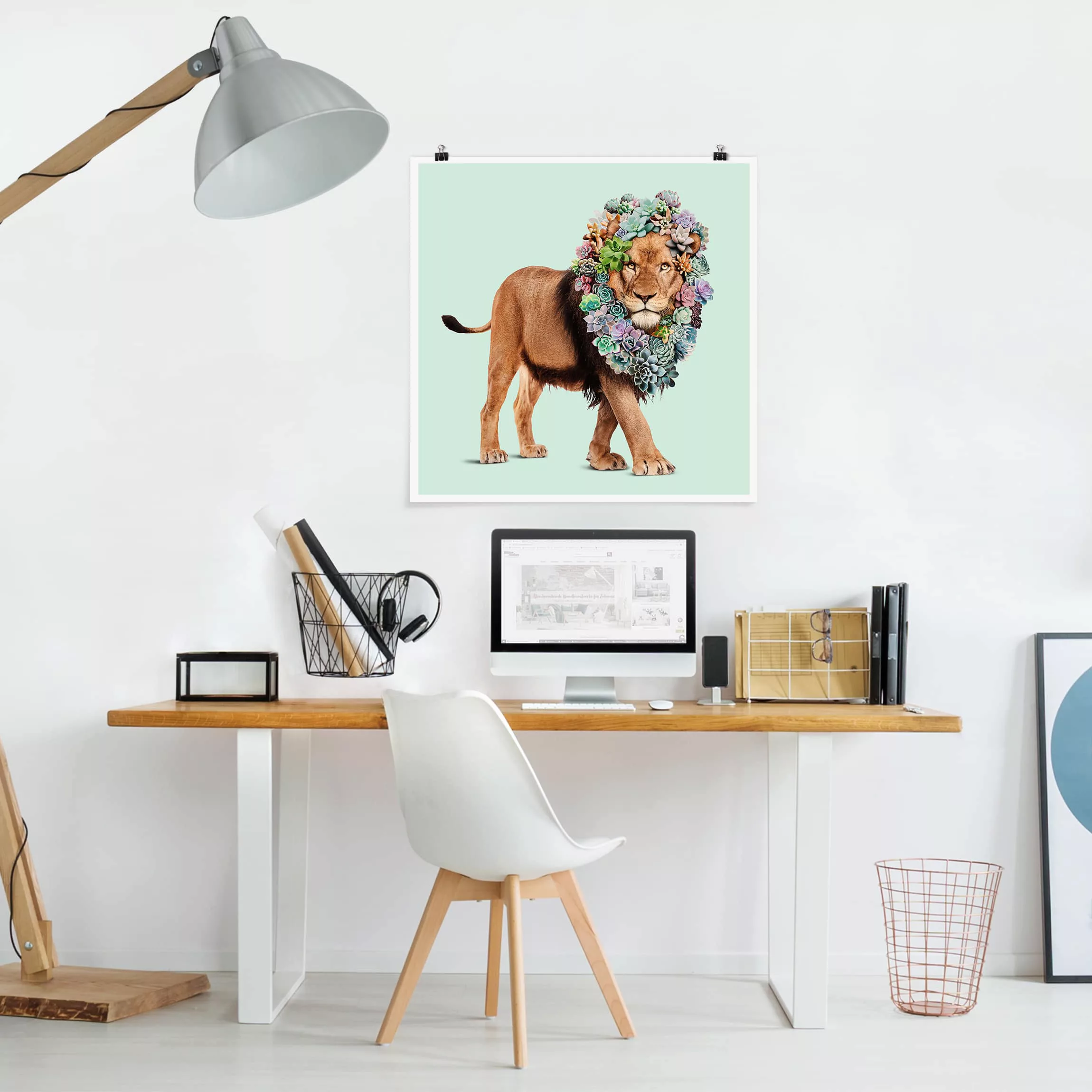 Poster Blumen - Quadrat Löwe mit Sukkulenten günstig online kaufen