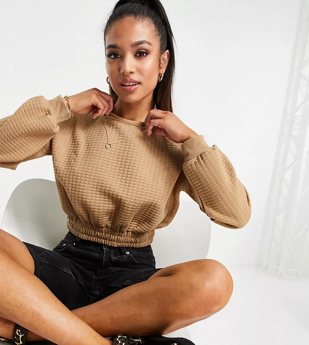 Topshop Petite – Sweatshirt mit gestepptem Rautenmuster in Camel-Braun günstig online kaufen