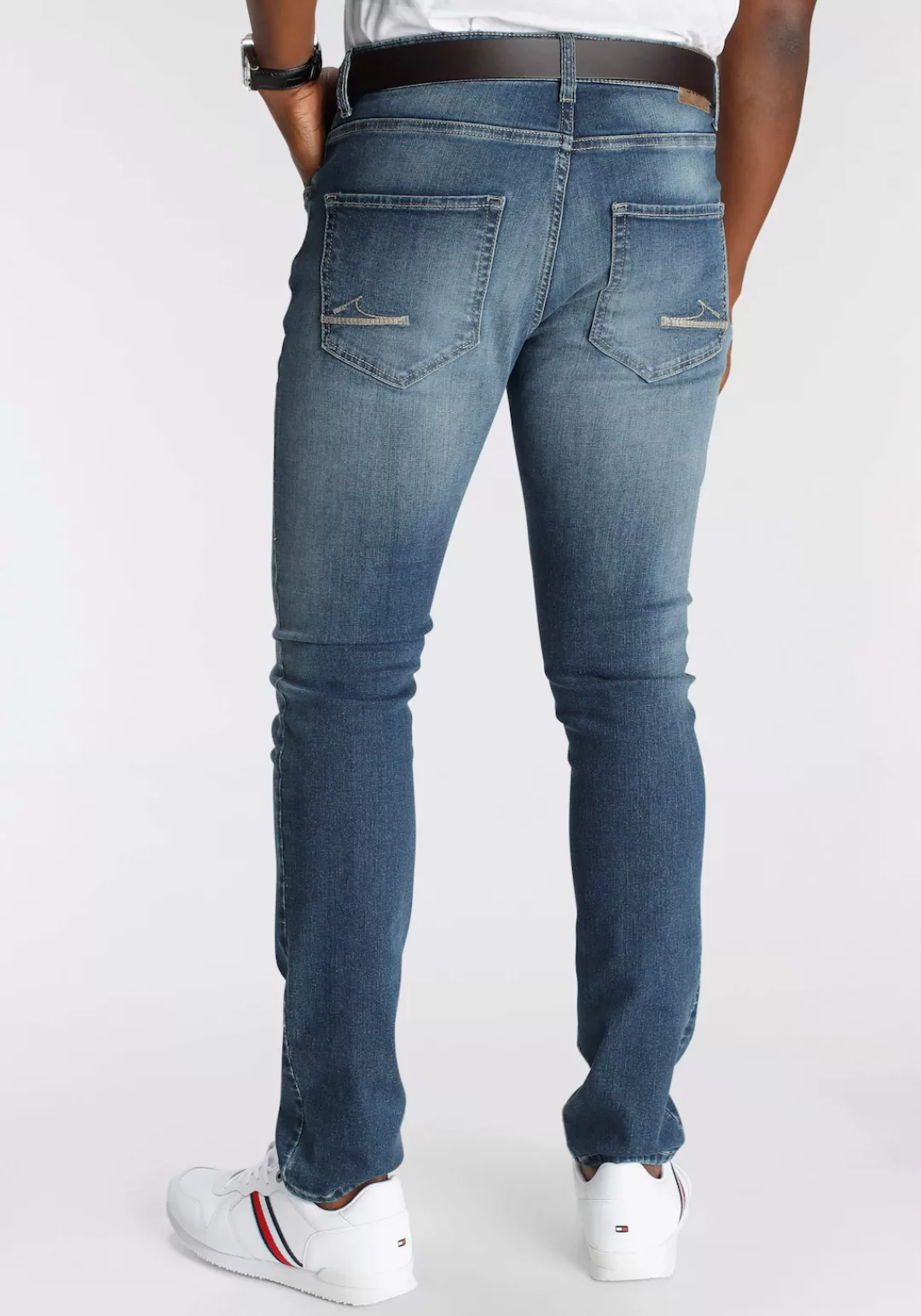 DELMAO Stretch-Jeans ""Reed"", gerader Beinschnitt, Used-Look-Waschung, nie günstig online kaufen