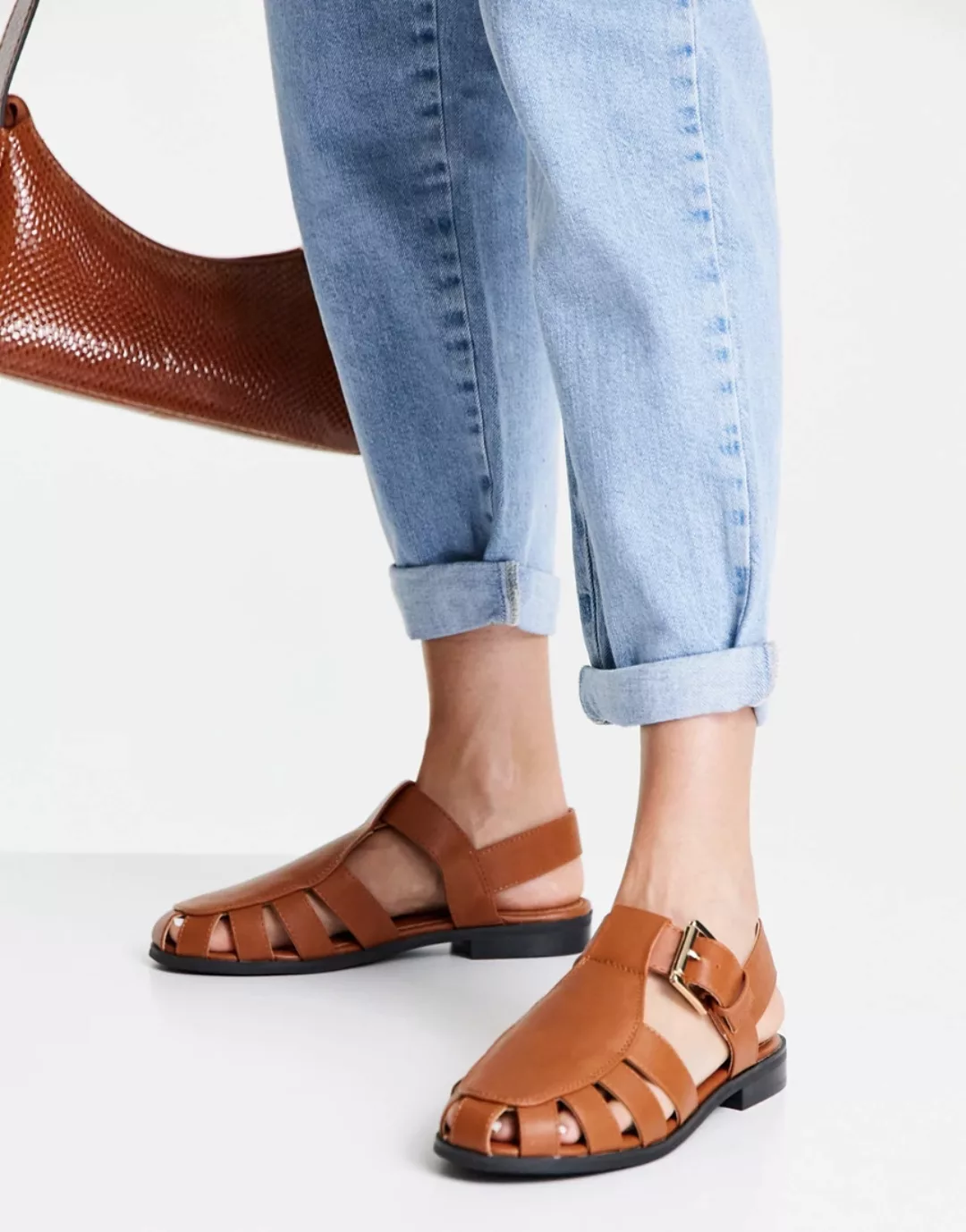 ASOS DESIGN – Monika – Fisherman-Sandalen in Hellbraun günstig online kaufen