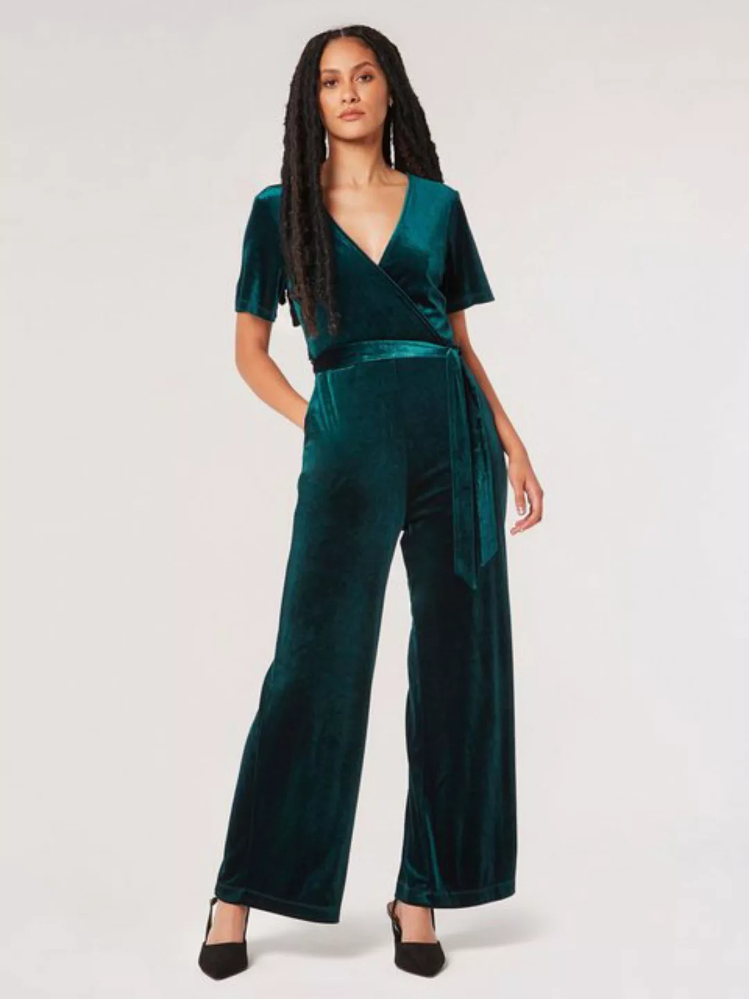 Apricot Jumpsuit Culotte-Overall, (2-tlg., Stoffgürtel) in Wickeloptik günstig online kaufen