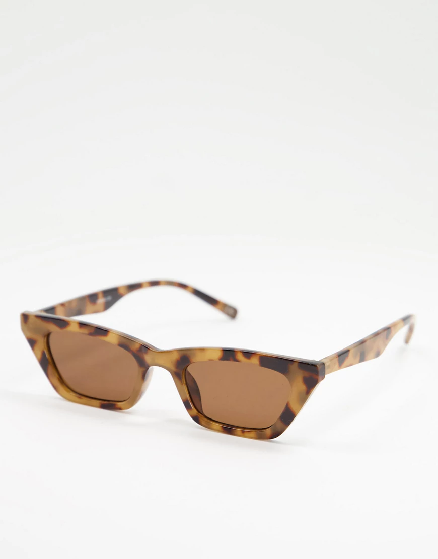 ASOS DESIGN – Eckige Cat-Eye-Sonnenbrille mit recyceltem Rahmen in milchige günstig online kaufen