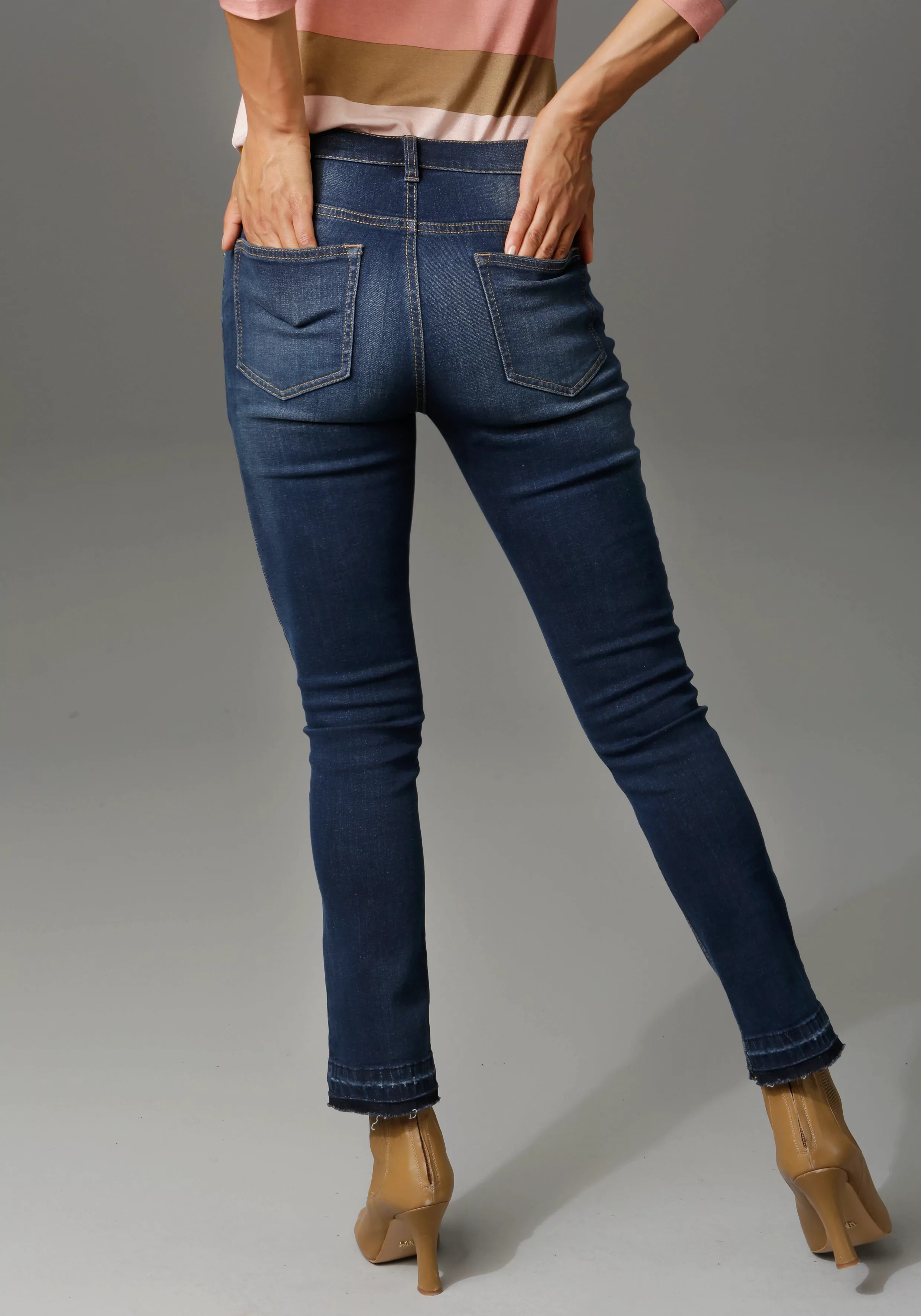 Aniston CASUAL Bootcut-Jeans, regular waist günstig online kaufen