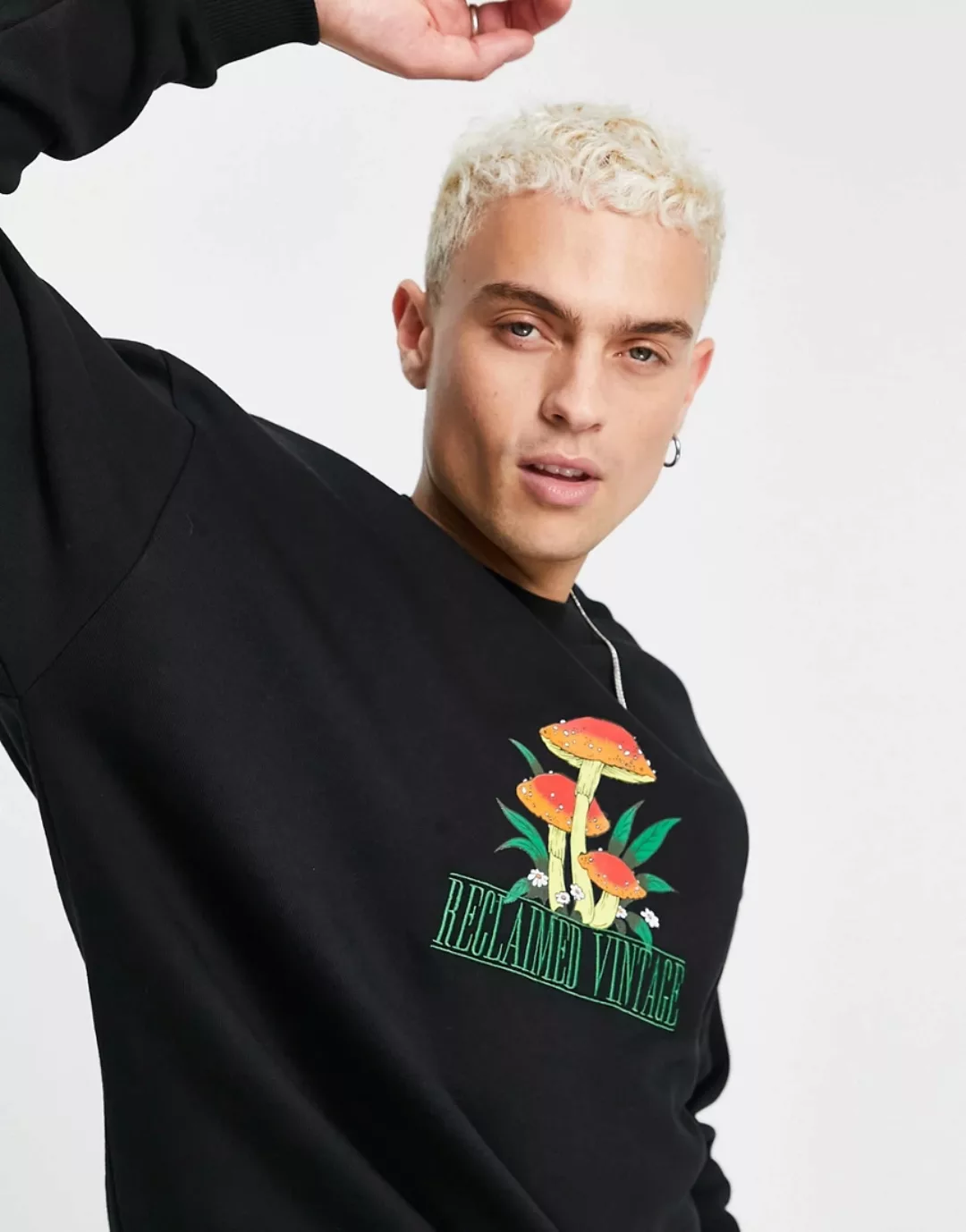 Reclaimed Vintage Inspired – Sweatshirt aus Bio-Baumwolle in Schwarz mit Pi günstig online kaufen