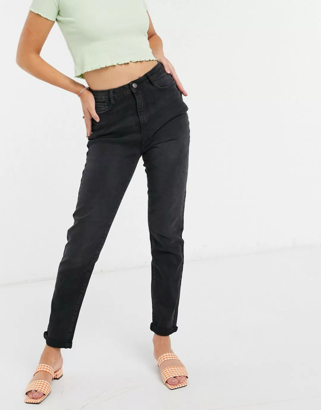 Urban Bliss – Schwarze Mom-Jeans günstig online kaufen