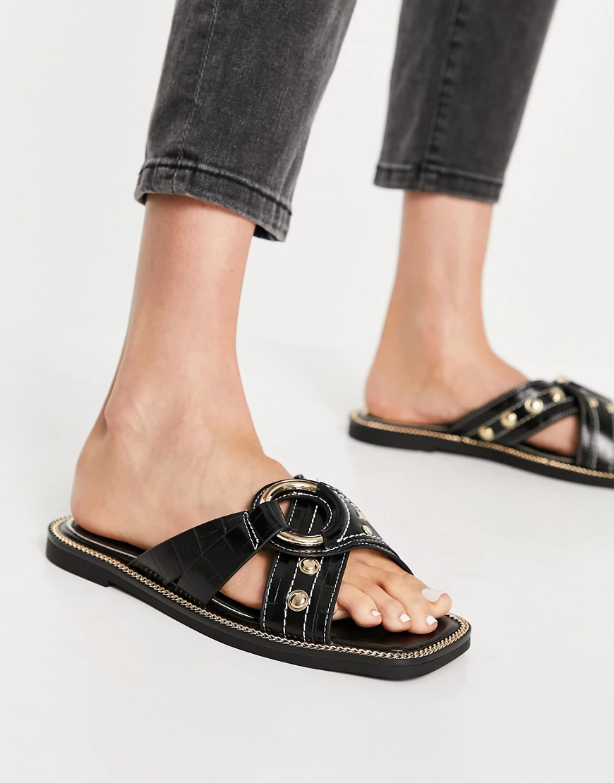 River Island – Fort Hardware – Sandalen mit ringförmigem Metallelement in S günstig online kaufen