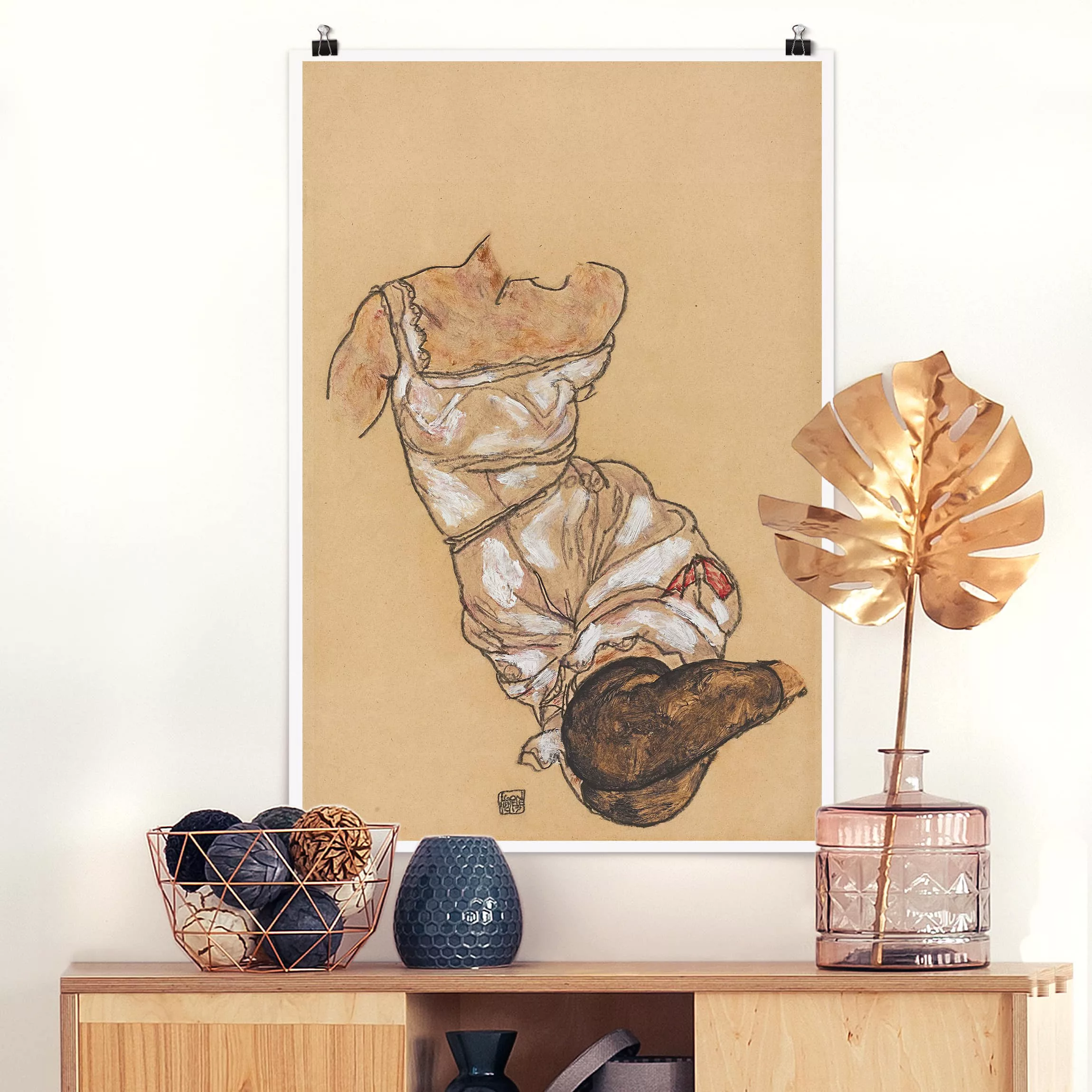 Poster Kunstdruck - Hochformat Egon Schiele - Weiblicher Torso in Unterwäsc günstig online kaufen