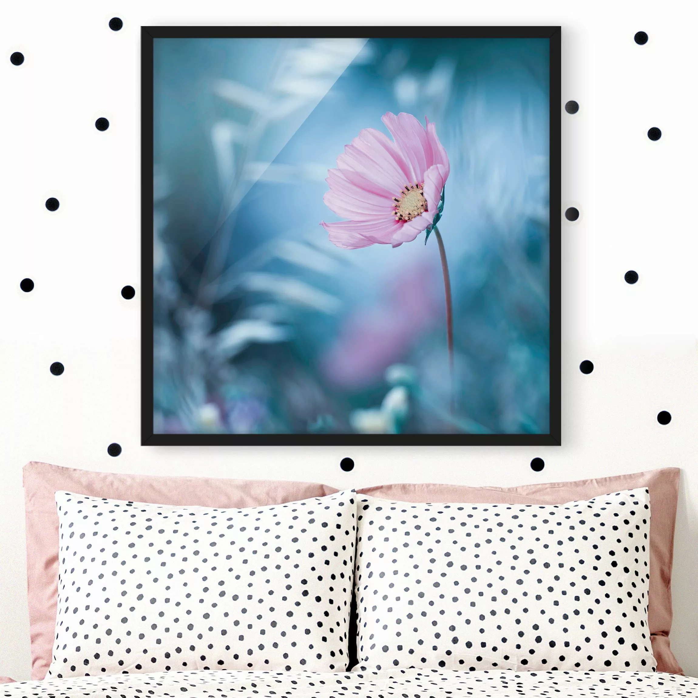 Bild mit Rahmen Blumen - Quadrat Blüte in Pastell günstig online kaufen