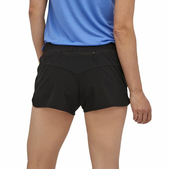 Laufshorts - W's Nine Trails Shorts 4 In. - Aus Recyceltem Polyester günstig online kaufen
