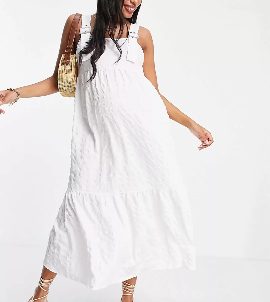 ASOS DESIGN Maternity – Sommerliches Midi-Latzkleid mit Noppen in Weiß günstig online kaufen