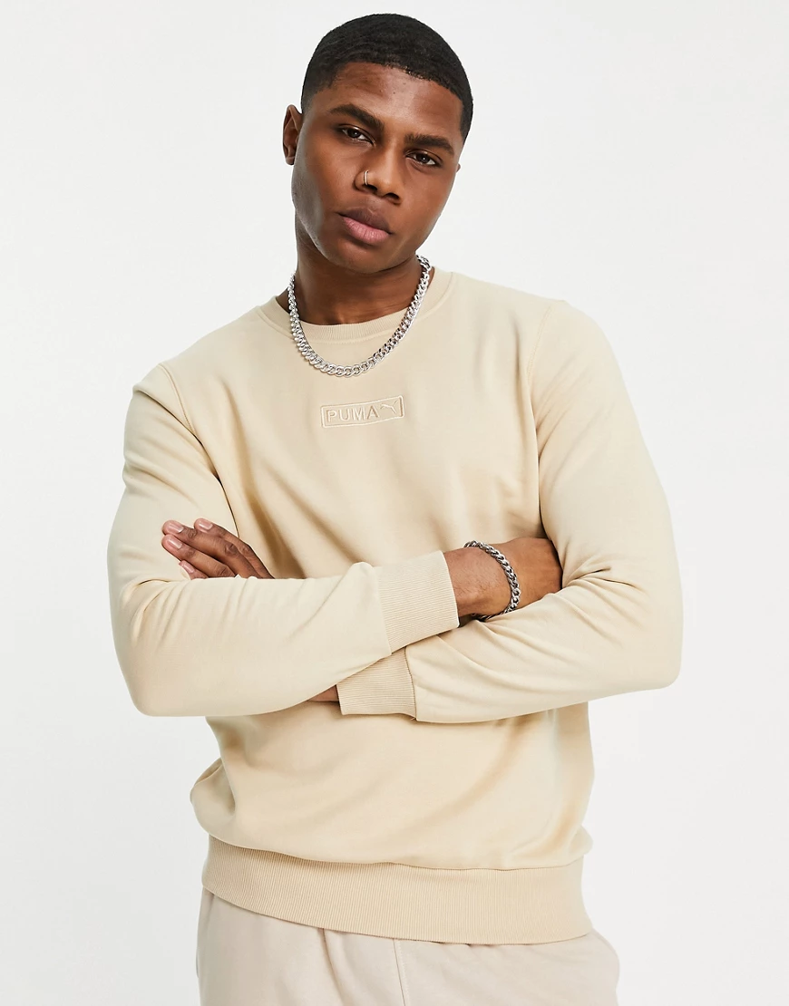PUMA – Sweatshirt in Beige mit Logostickerei, exklusiv bei ASOS-Neutral günstig online kaufen