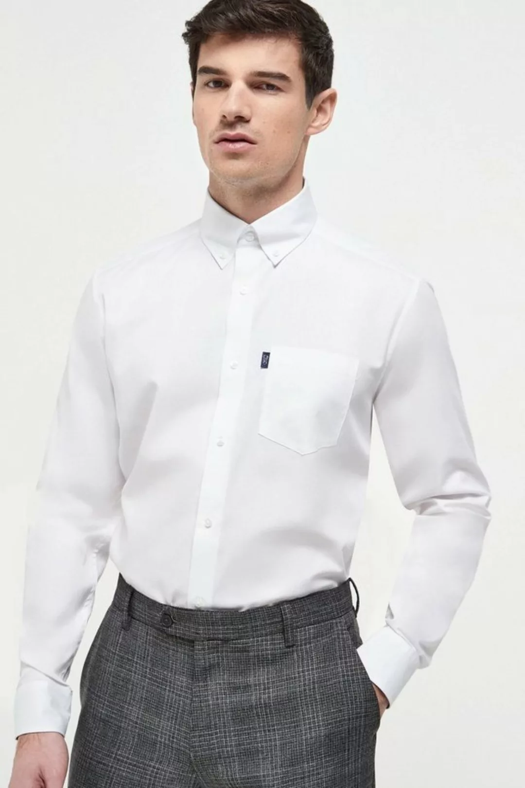 Next Langarmhemd Bügelleichtes Slim Fit Button-down-Oxfordhemd (1-tlg) günstig online kaufen