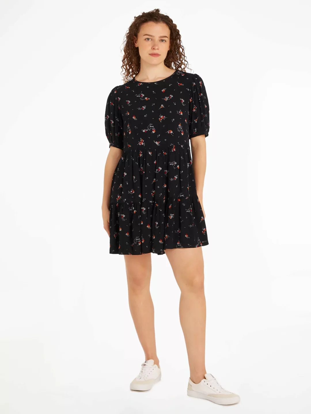 Tommy Jeans Curve Blusenkleid TJW BLACK FLORAL TIERD DRESS EXT Große Größen günstig online kaufen