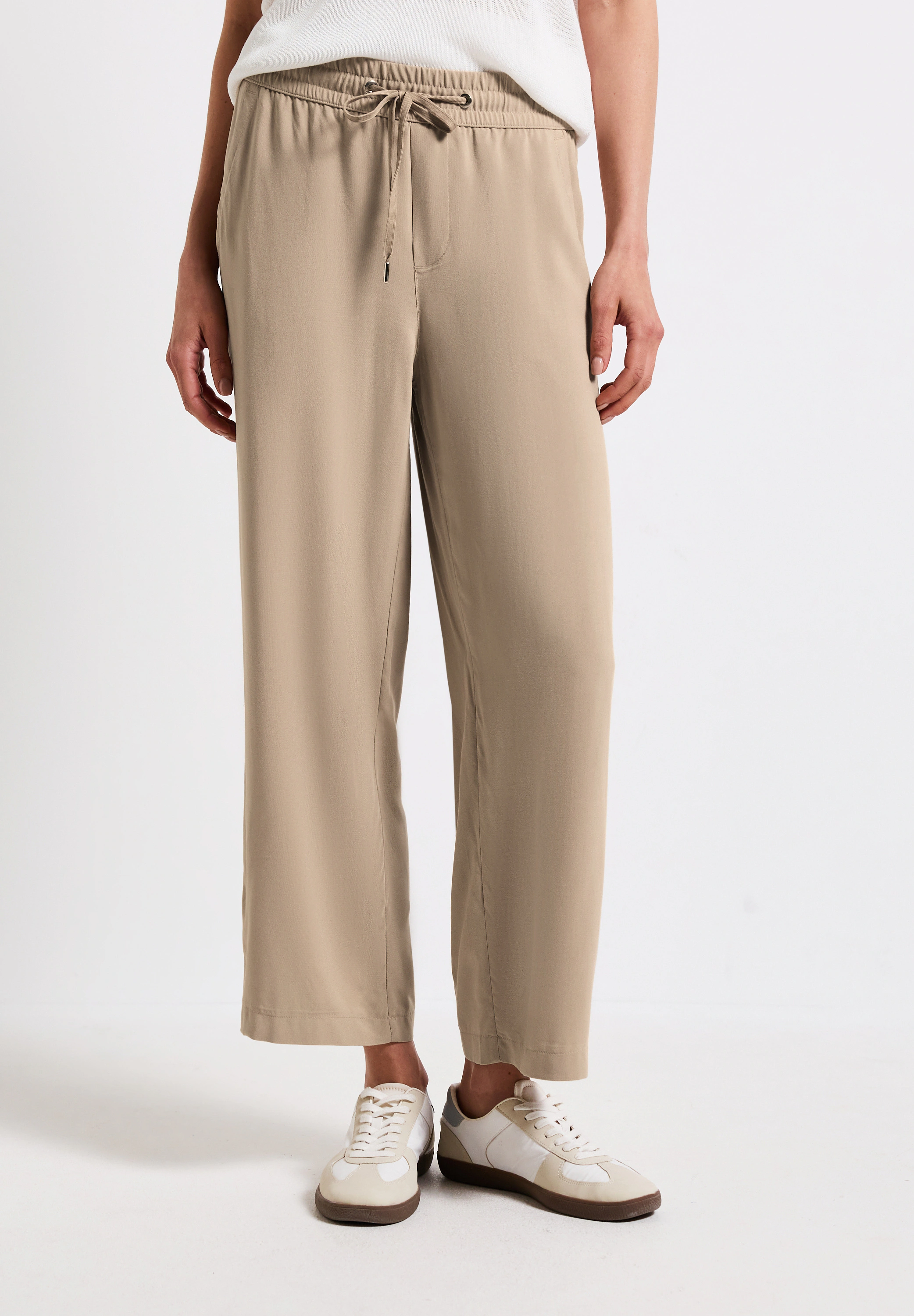 STREET ONE Stoffhose "Style Emee", Sommerhose mit elastischem Bund mit Tunn günstig online kaufen