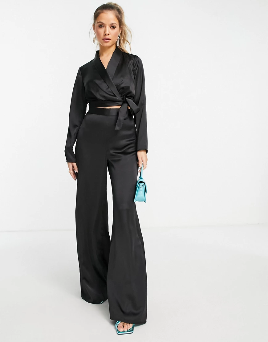 Miss Selfridge – Satinhose in Schwarz mit weitem Bein günstig online kaufen