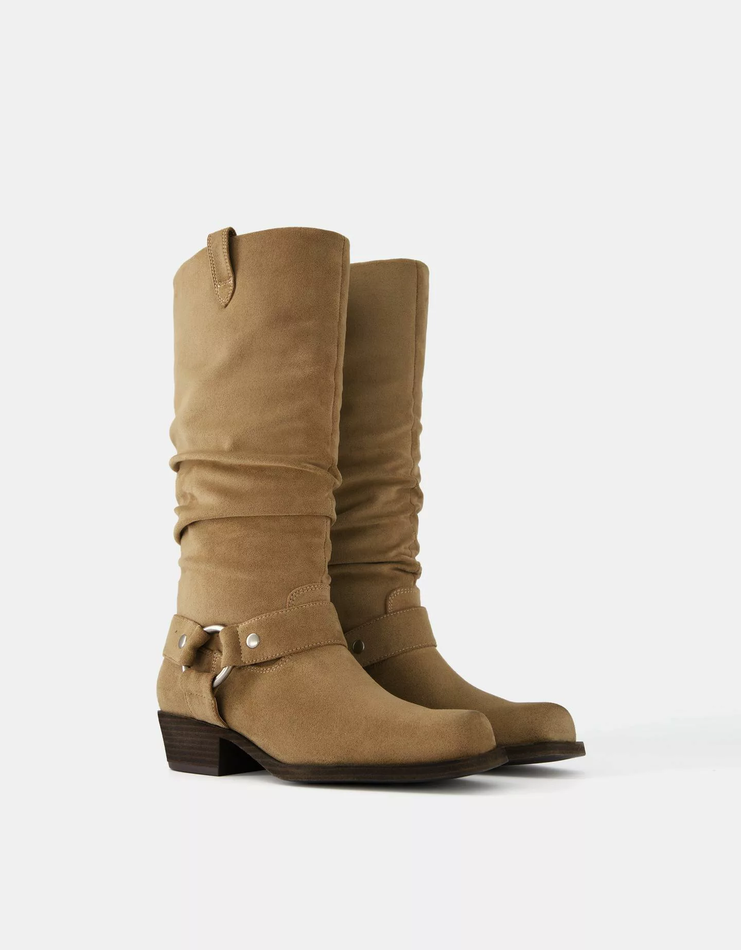 Bershka Flache Stiefel Im Slouchy-Fit Und Bikerlook Damen 38 Camel günstig online kaufen