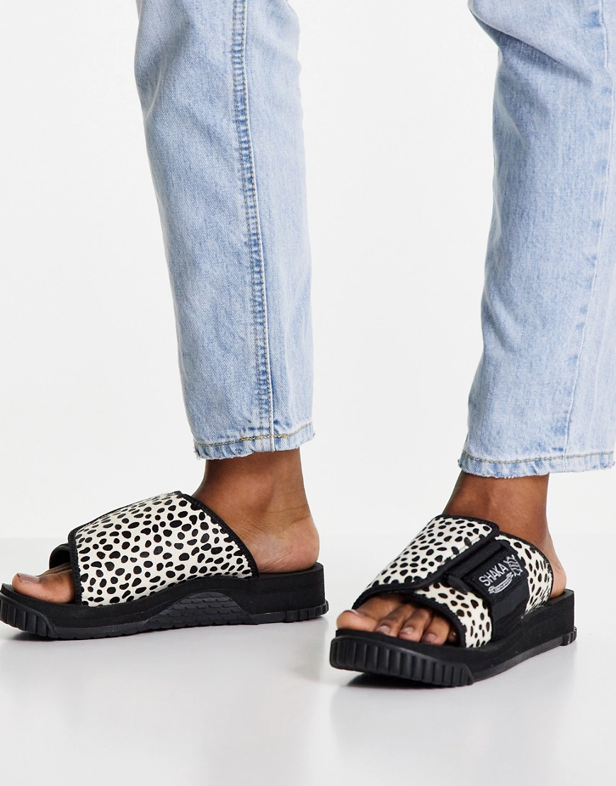 Shaka – X-Packer – Flache Pantoletten mit Dalmatiner-Muster-Mehrfarbig günstig online kaufen