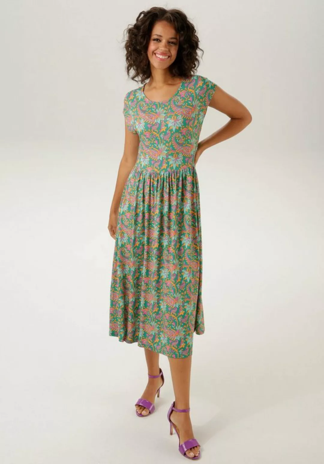 Aniston CASUAL Sommerkleid, mit extravagantem Paisley-Muster bedruckt günstig online kaufen