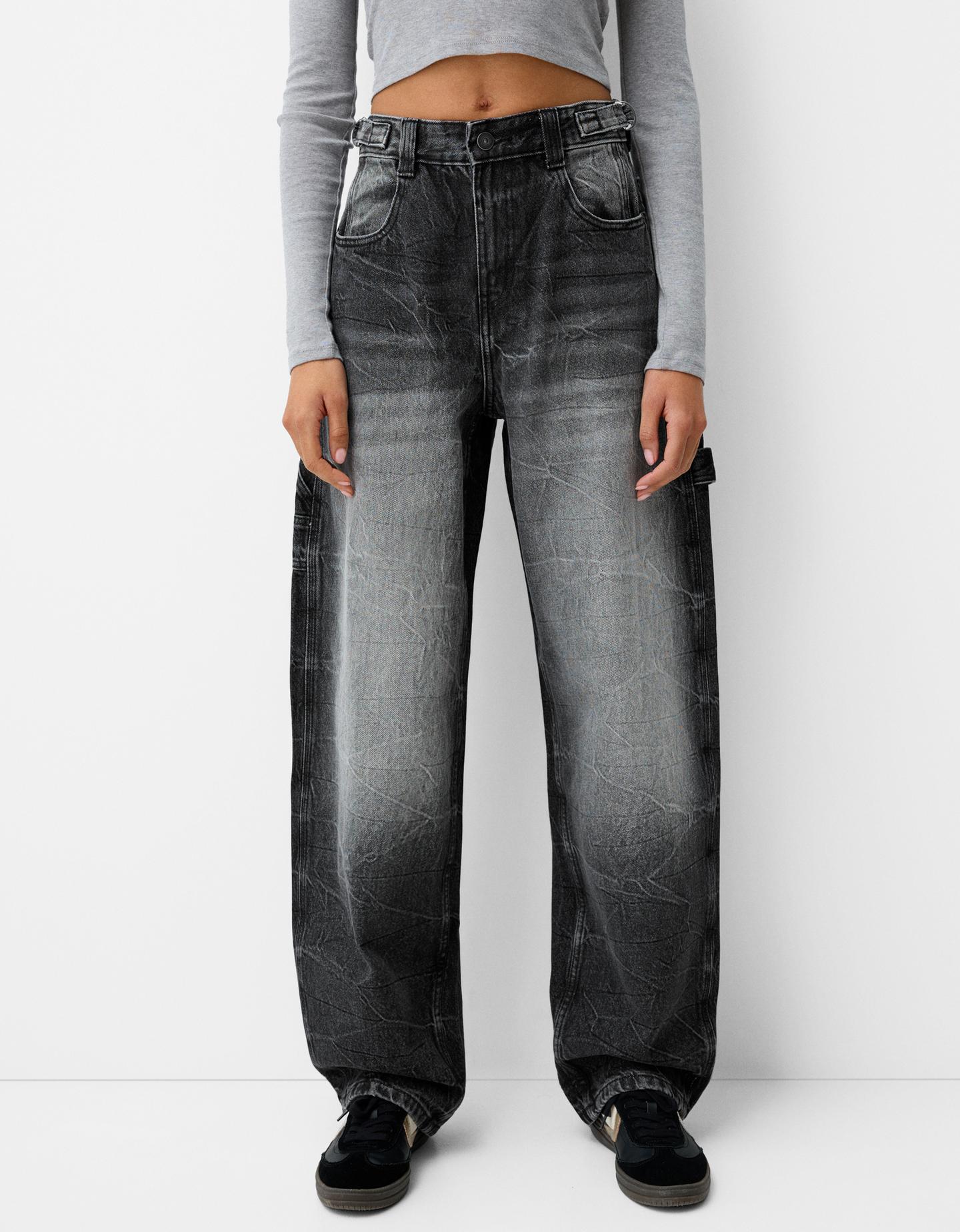 Bershka Verstellbare Workwear-Jeans Im Balloon-Fit Damen 32 Schwarz günstig online kaufen