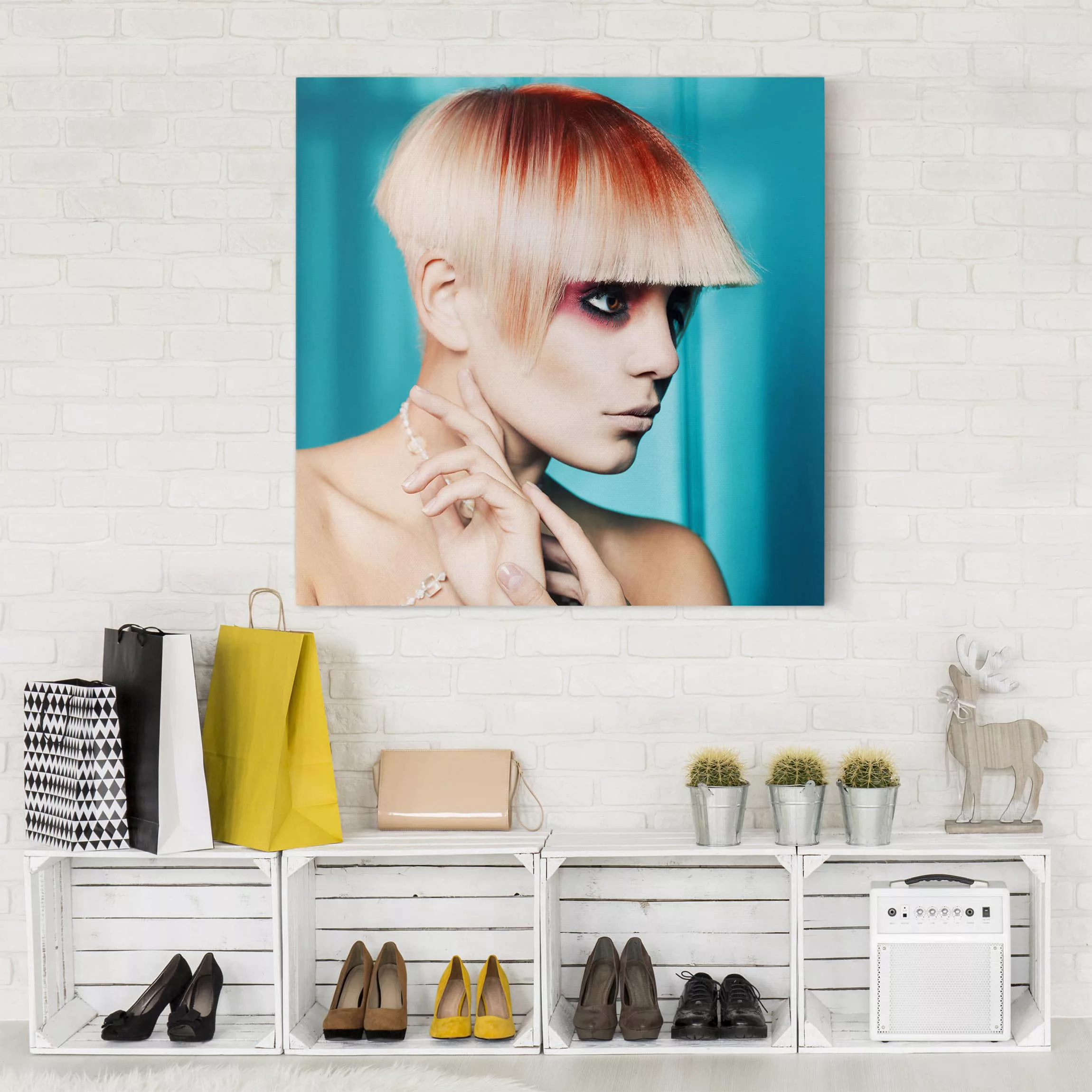Leinwandbild Portrait - Quadrat Modern Lady günstig online kaufen